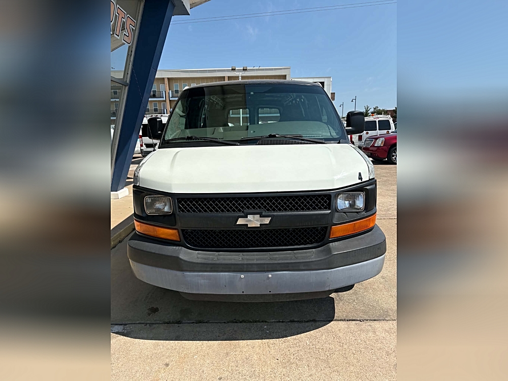 chevrolet express cargo 2008 1GCGG25C381117540 image chevrolet express cargo 2008 1GCGG25C381117540 image